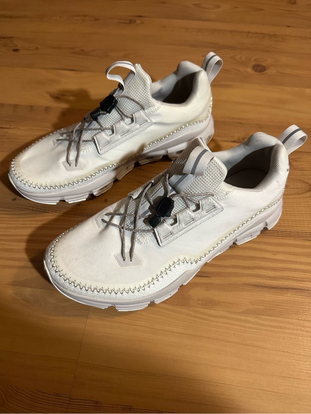 QC On Cloud Cloudaway Womens Running Shoes Ivory/ Pearl SZ 10